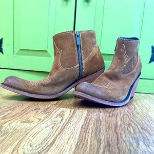 Liberty Black booties size 7.5